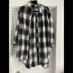 Carly Jean Los Angeles lennon top